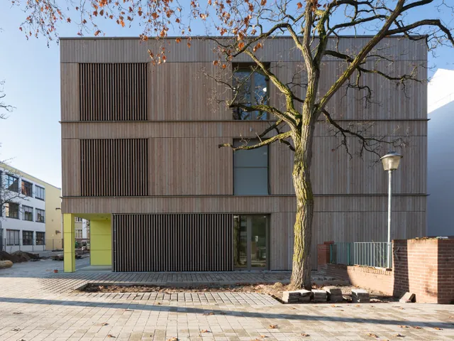 Projektfoto: Interimsschulgebäude Brüder-Grimm-Schule